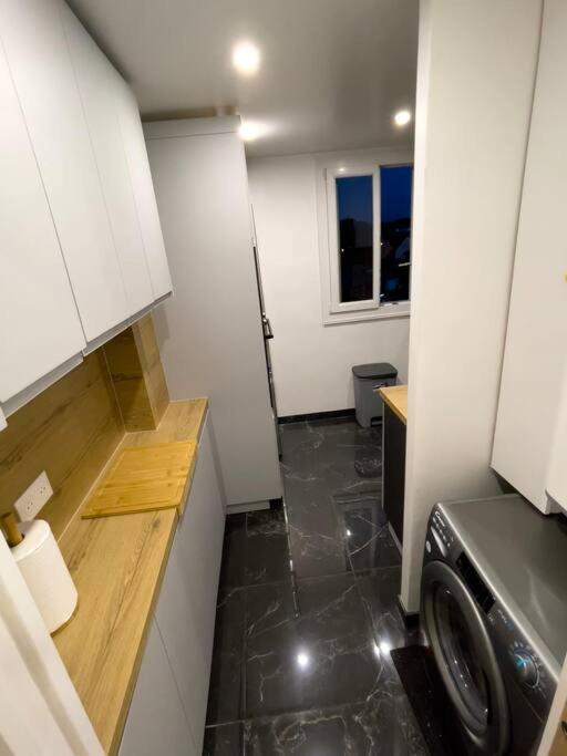 Magnifique Appartement De 4 Chambres 8 Personnes Max A 20 Minutes De Paris اُنتوني المظهر الخارجي الصورة